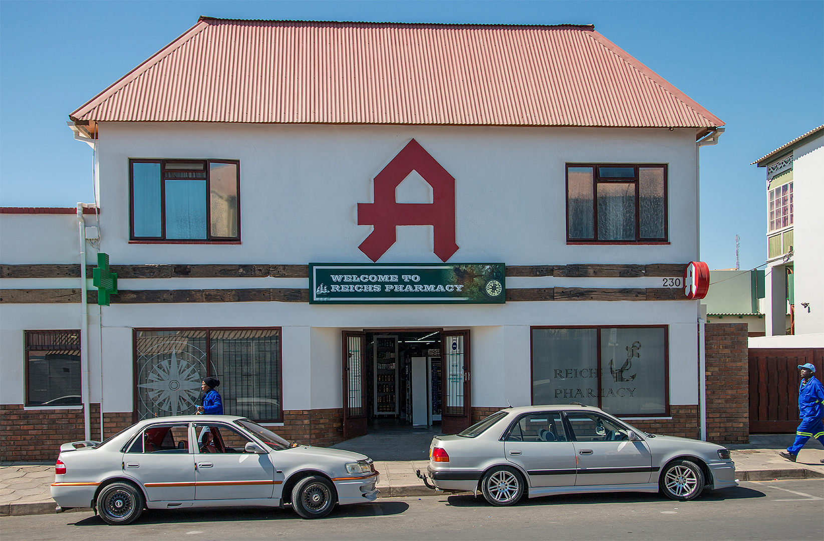 Apotheke in Lüderitz....