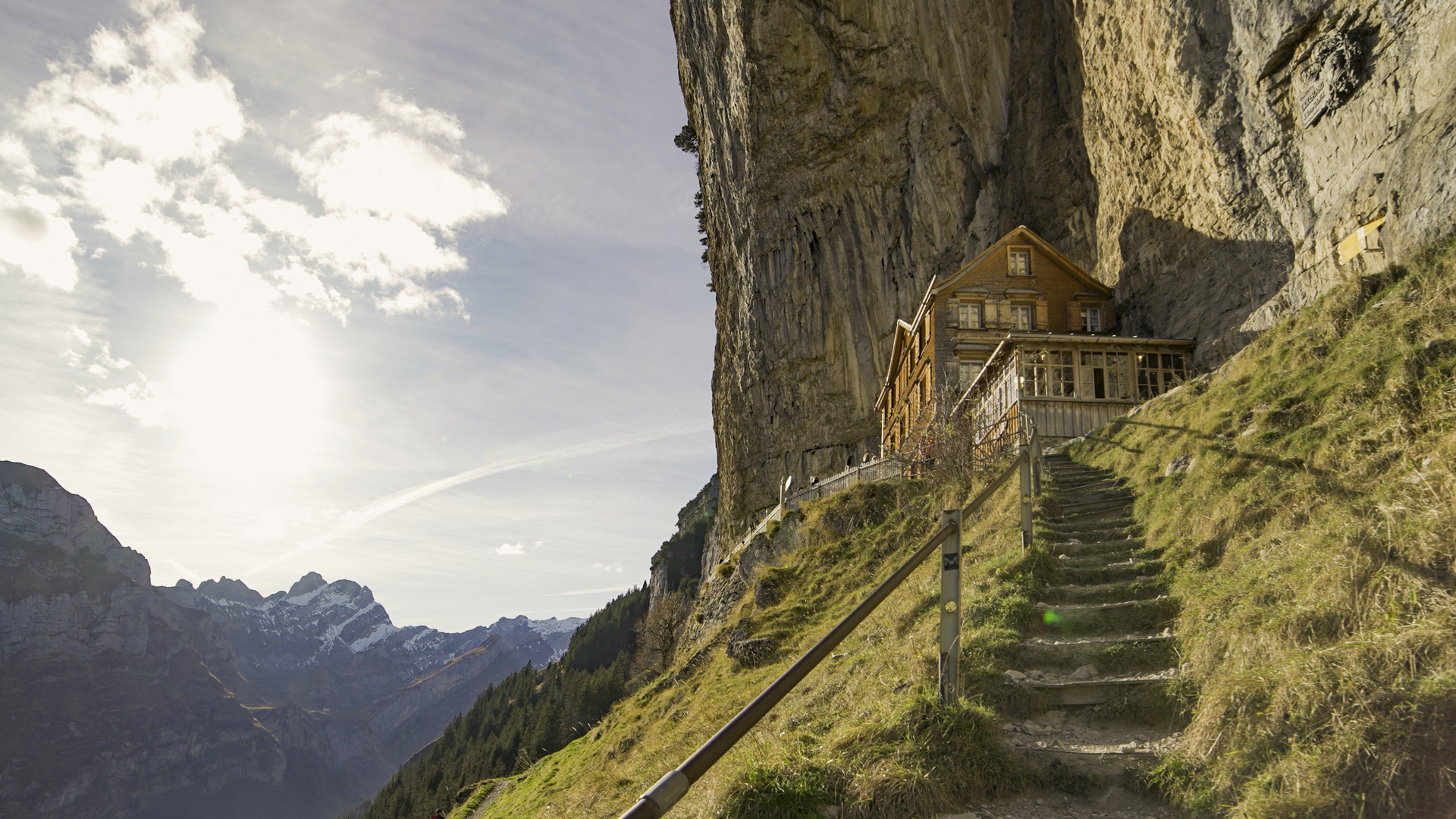 Appenzellerland -  Ebenalp - Wildkirchli - Leuefall