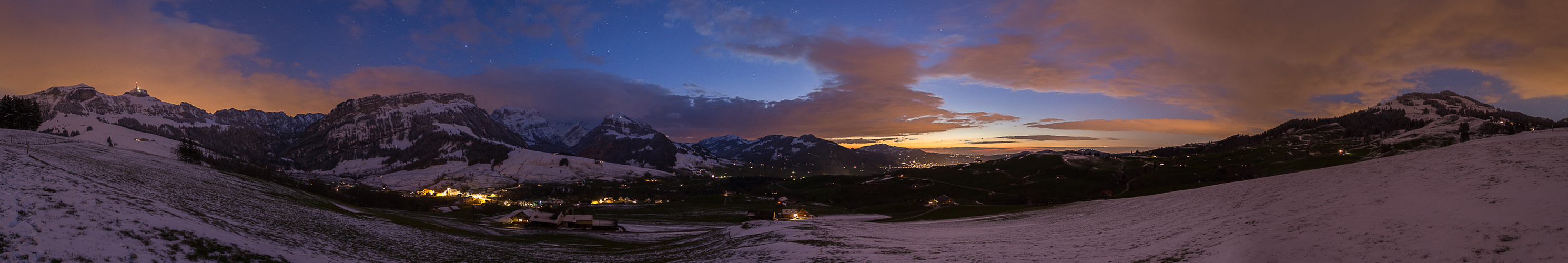 Appenzell's nächtliche Farbenpracht