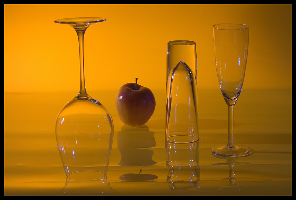 apple glas...