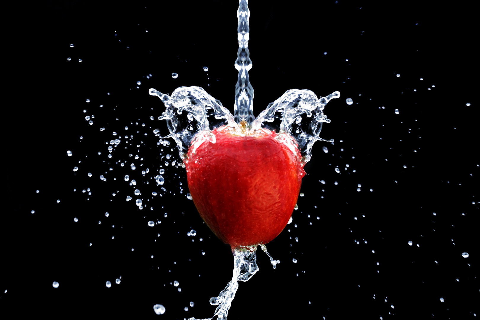 Apple Heart Splash