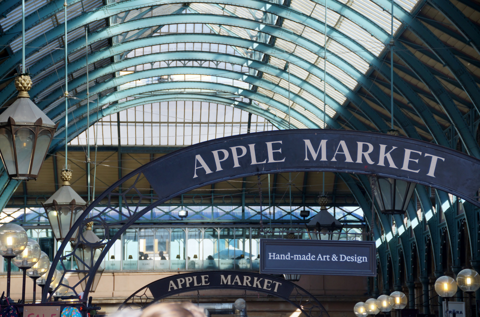 Apple Market