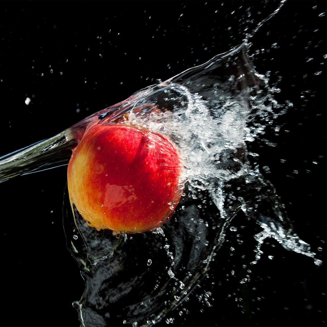 Apple-Splash