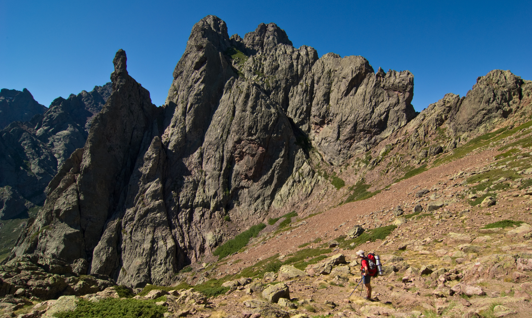 Approche du cirque de la Solitude