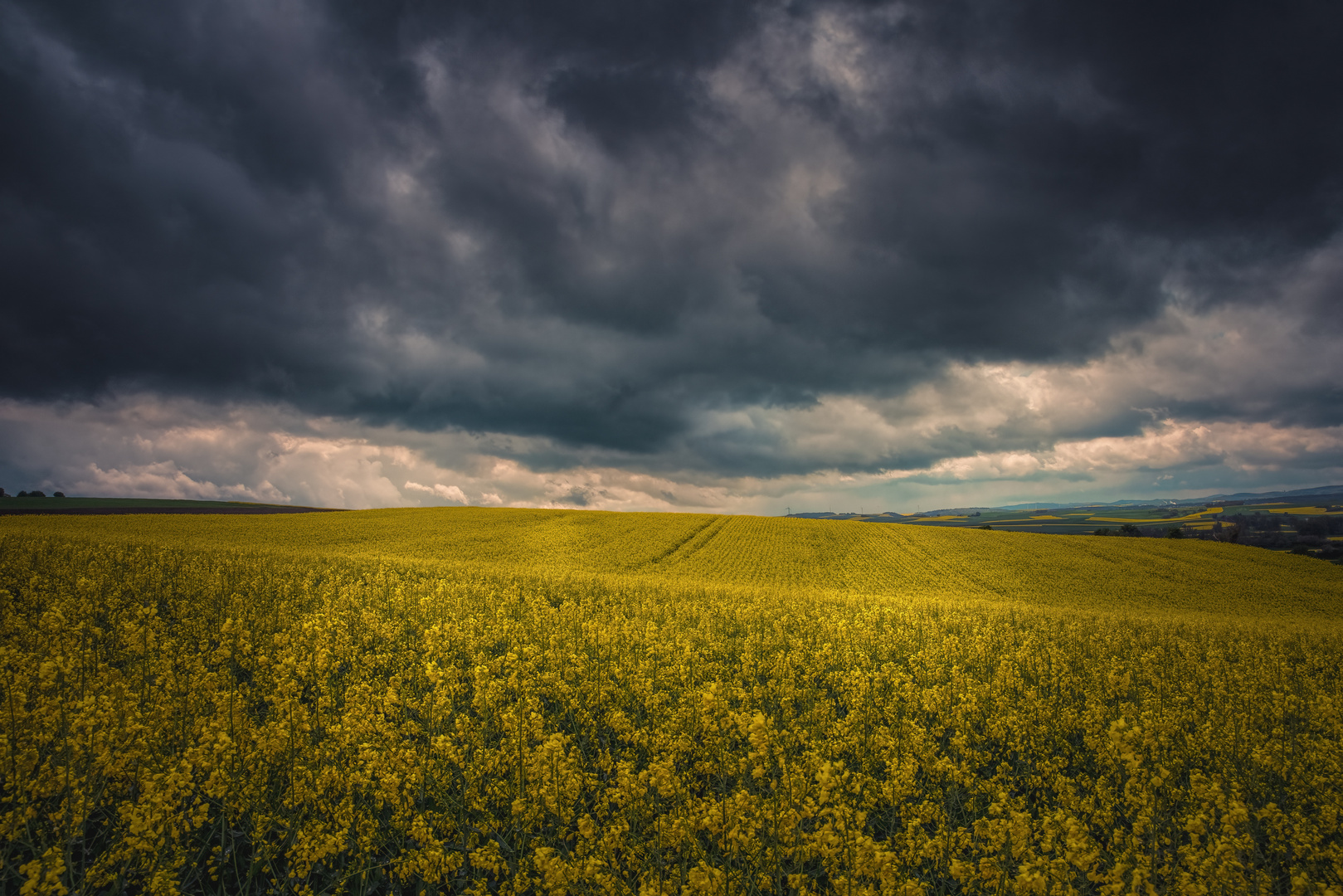 April in der Eifel IV