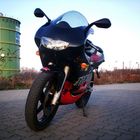 Aprilia RS in Szene gesetzt