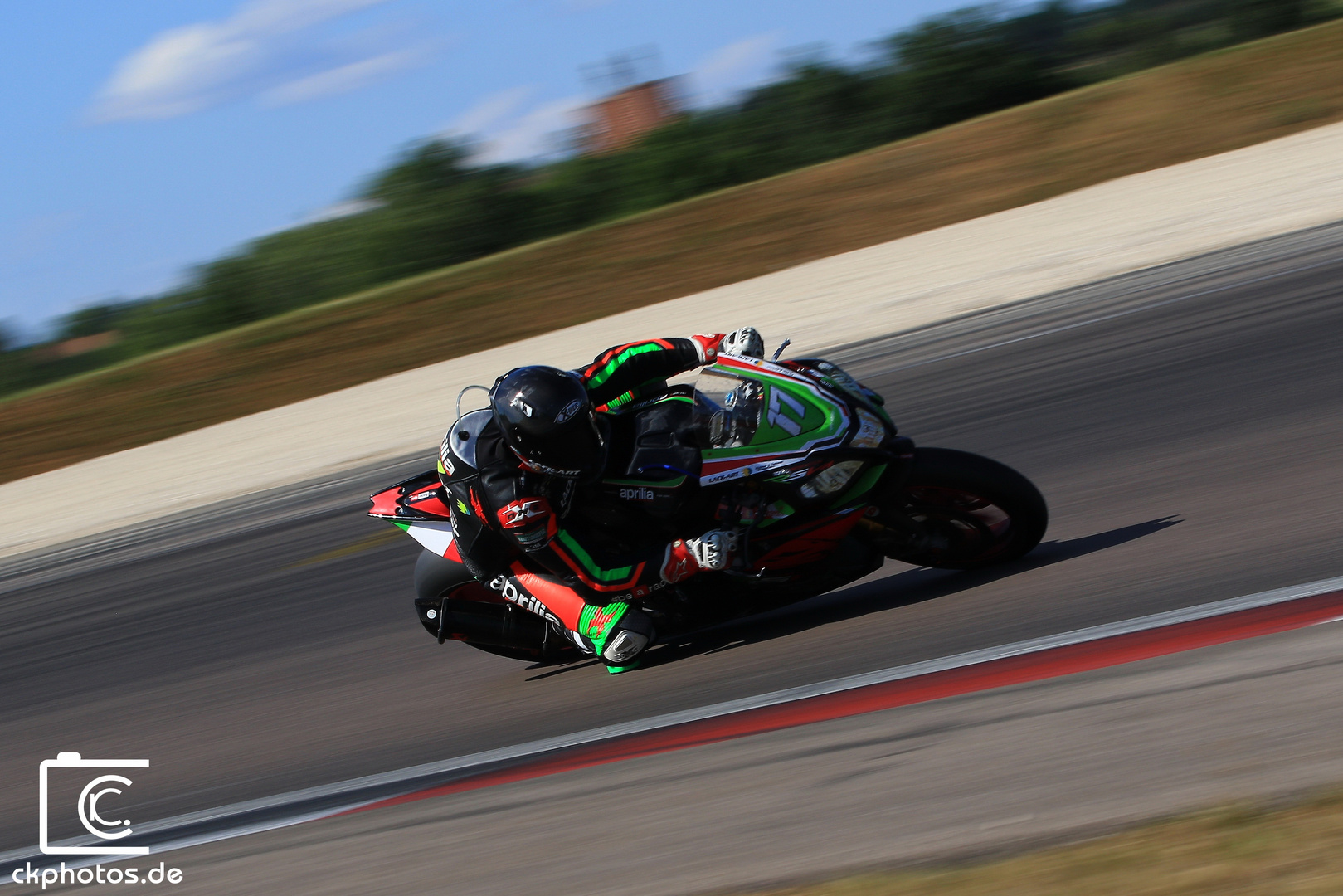 Aprilia RSV4 RF #17 Ralph Uhlig Aprilia Grebenstein @ FIM EEC Dijon 2018