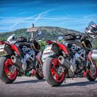 Aprilia Tuono V4 in Doppelpack