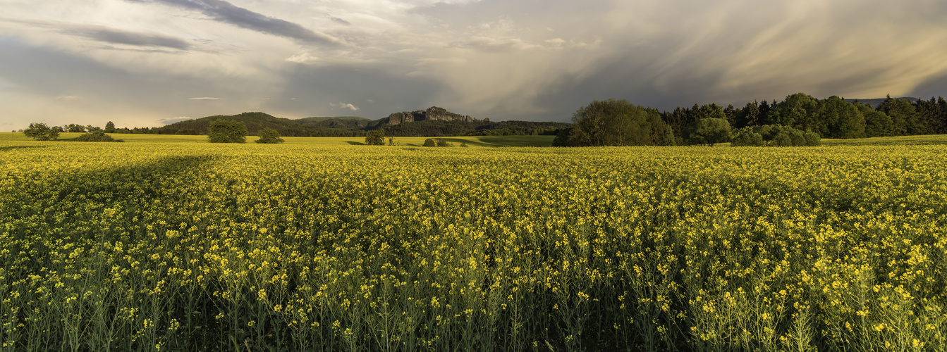 ***     aprilwetter im ..........       ***