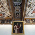 Apropos Florenz: die Uffizien – gekrönte Häupter unter der Decke