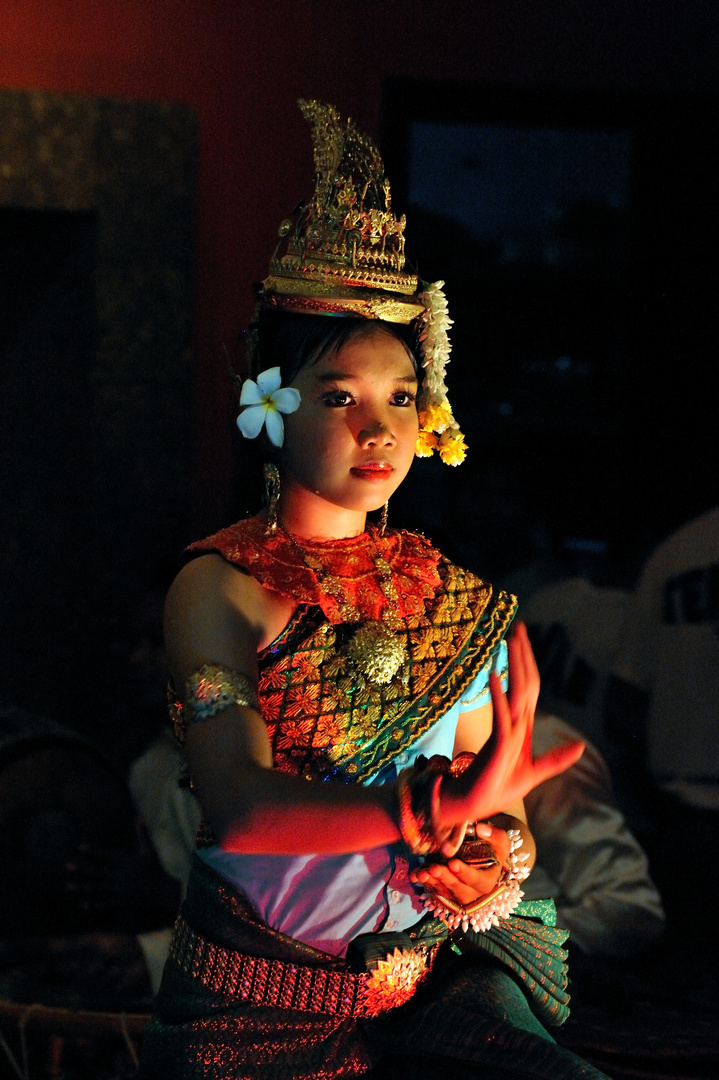 Apsara Dancer 07