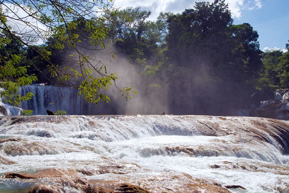 Aqua Azul.