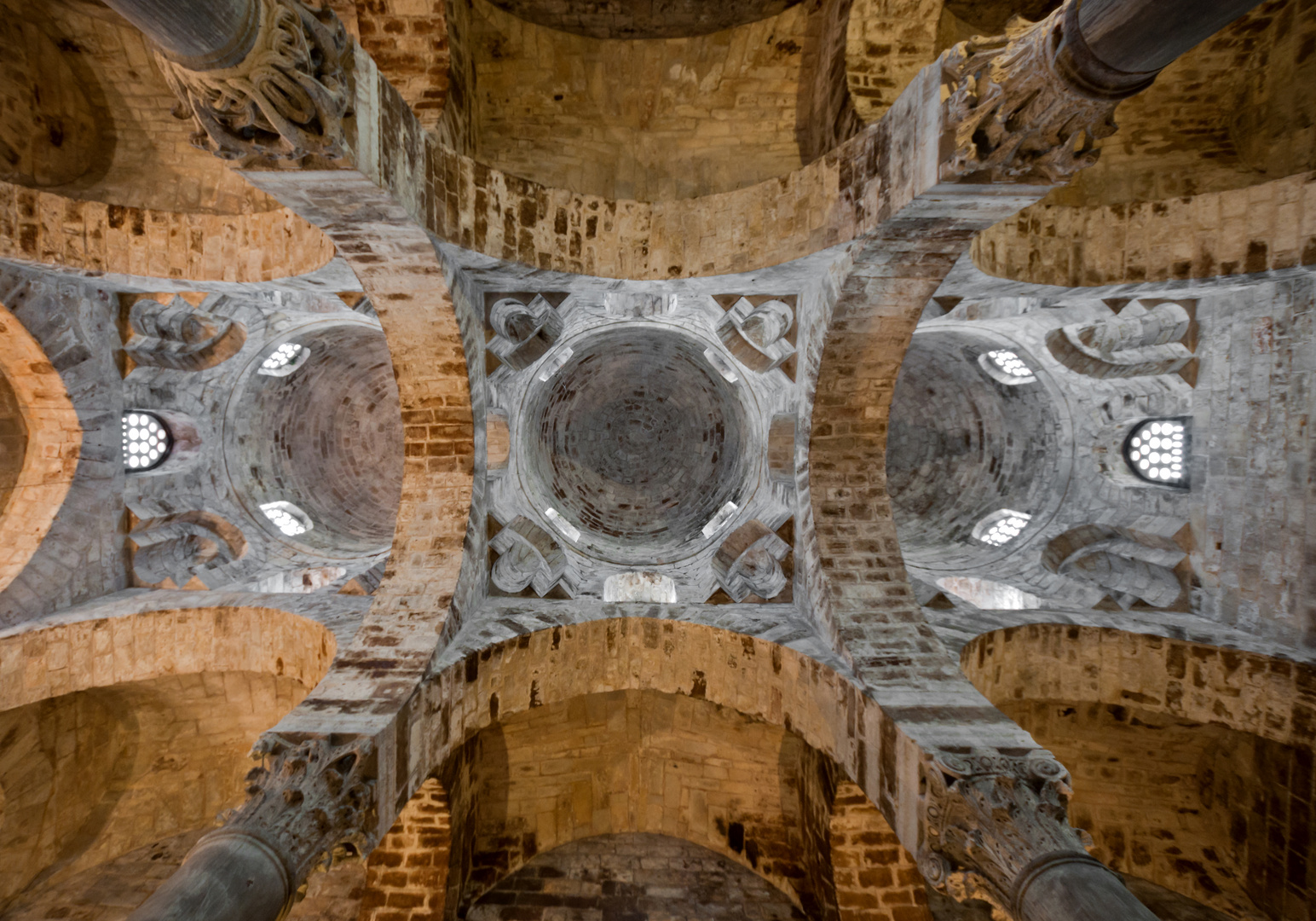 Arabian ceiling