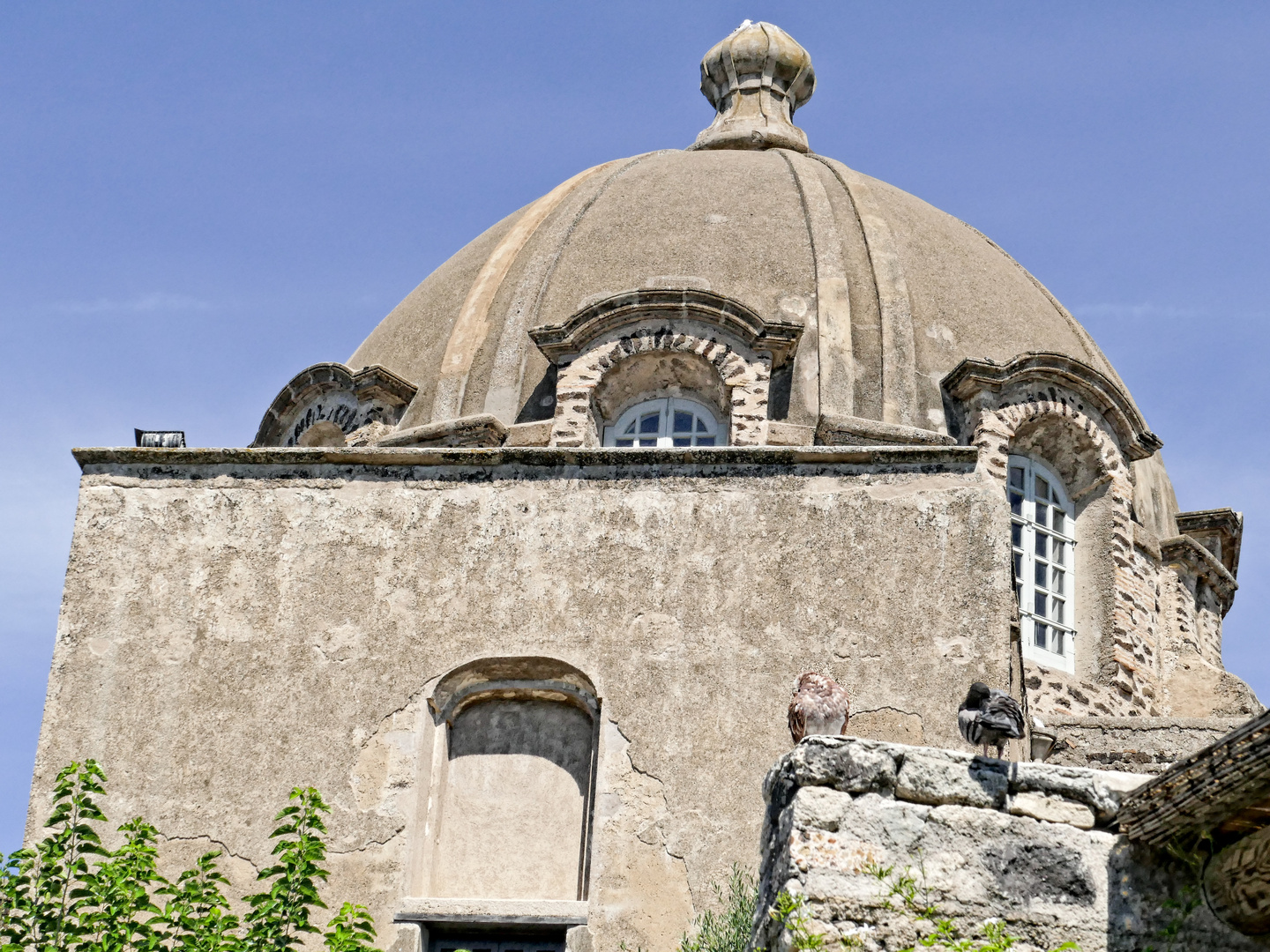 ARAGONESEKUPPEL MIT TAUBEN ISCHIA