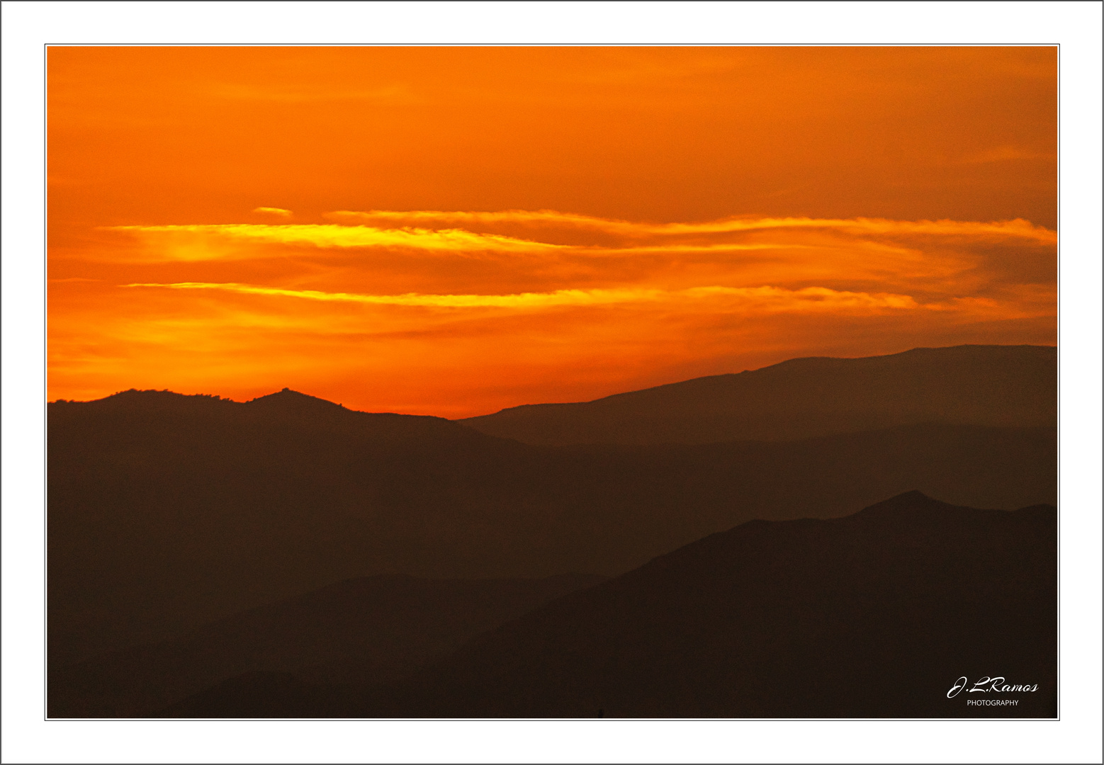 ARARDECER EN SIERRA NEVADA