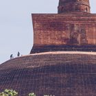 Arbeiten an der Abhayagiri Stupa, Anuradhapura