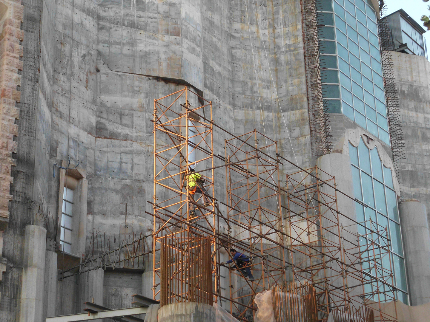 Arbeiter auf Höhengerüst (Sagrada Familia)