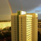 Arbeiterschließfach mit doppeltem Regenbogen