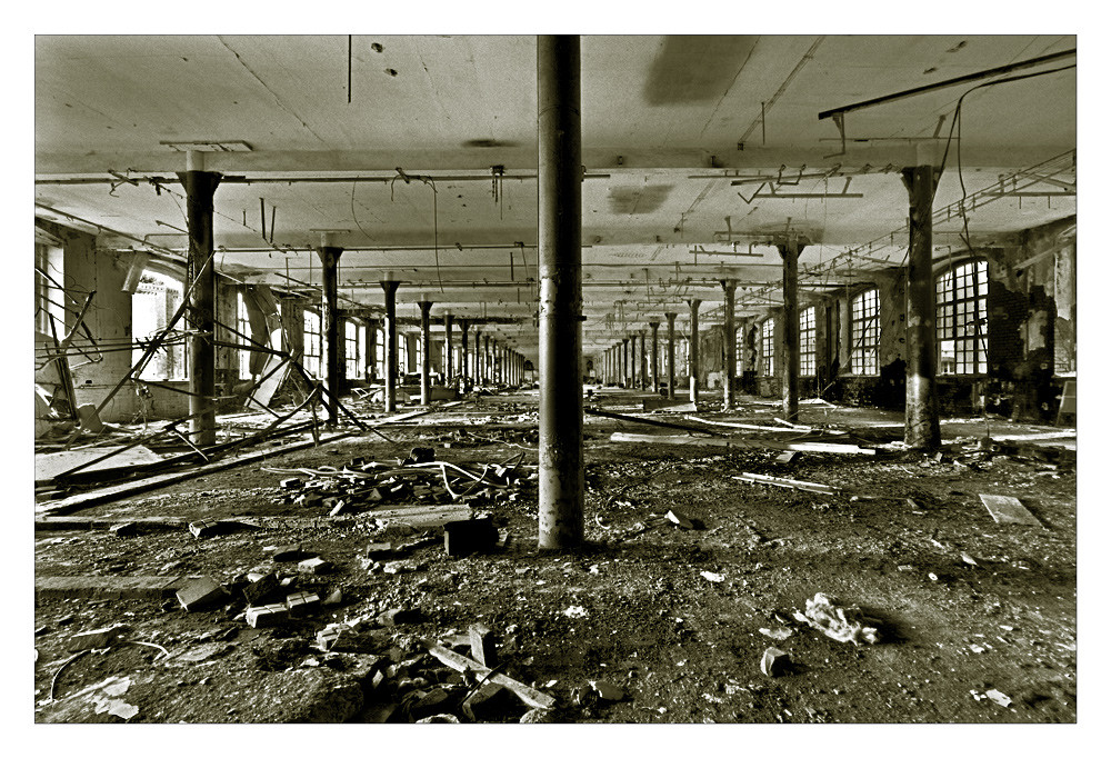 Arbeitshalle - Lost Places IV