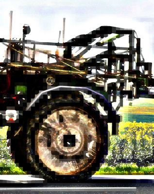 Arbeitsmaschine auf Fahrt