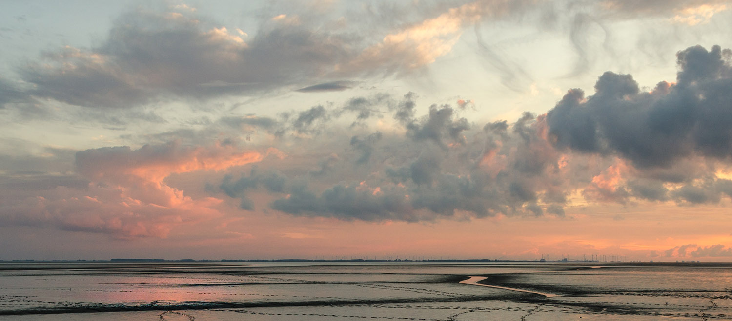 Arbendstimmung und Ebbe am Dollard