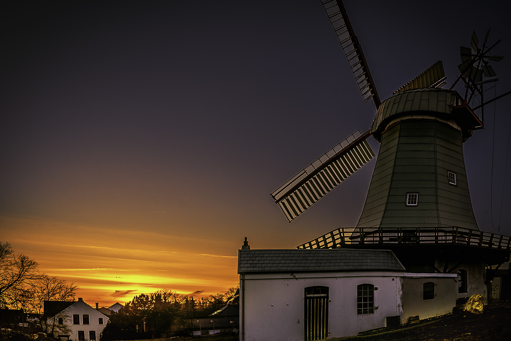 Arberger Mühle im Sonnenuntergang