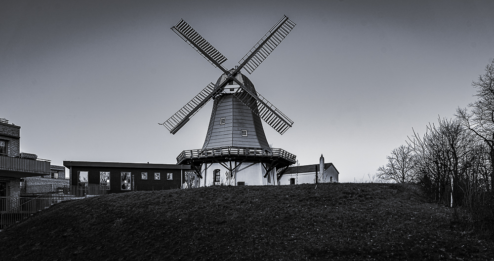 Arberger Mühle in Schwarz Weiß-Bearbeitet