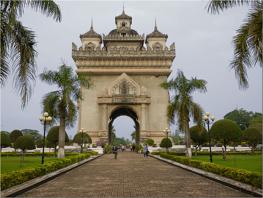 Arc de Triomphe auf asiatisch