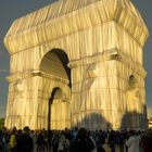 Arc de Triomphe bei Sonnenuntergang