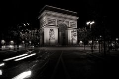 *Arc de Triomphe*