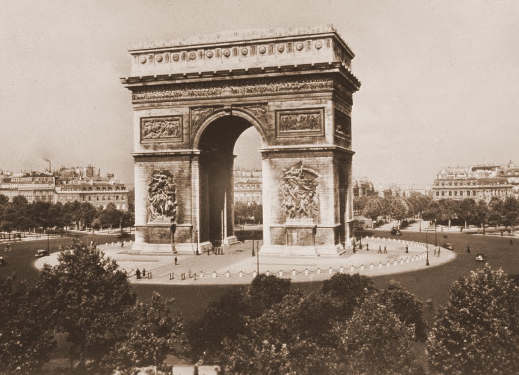 arc de Triomphe ca. 1930