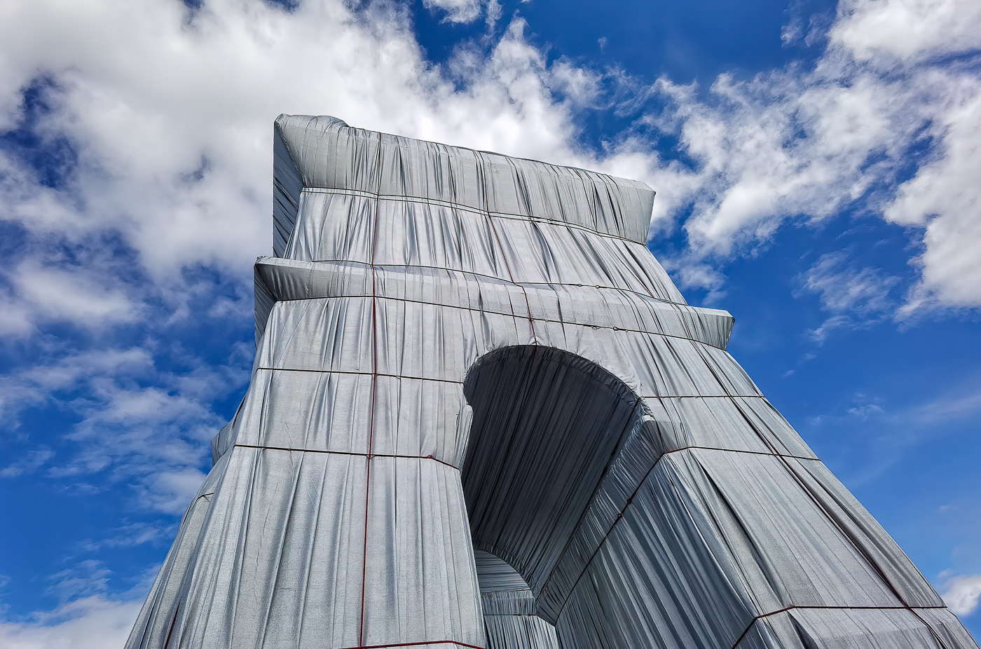 Arc de Triomphe - Christo