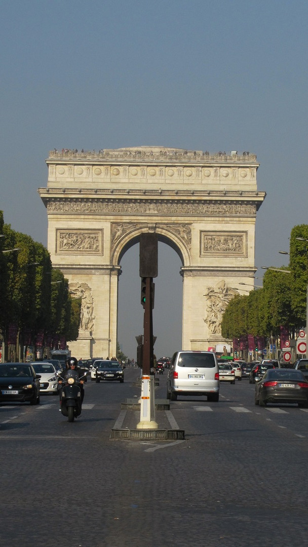 ARC DE TRIOMPHE