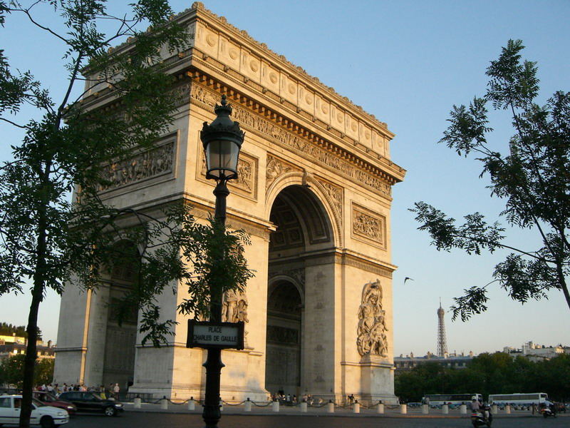 Arc de Triomphe & Tour de Eifel, Place Charles de Gaulle