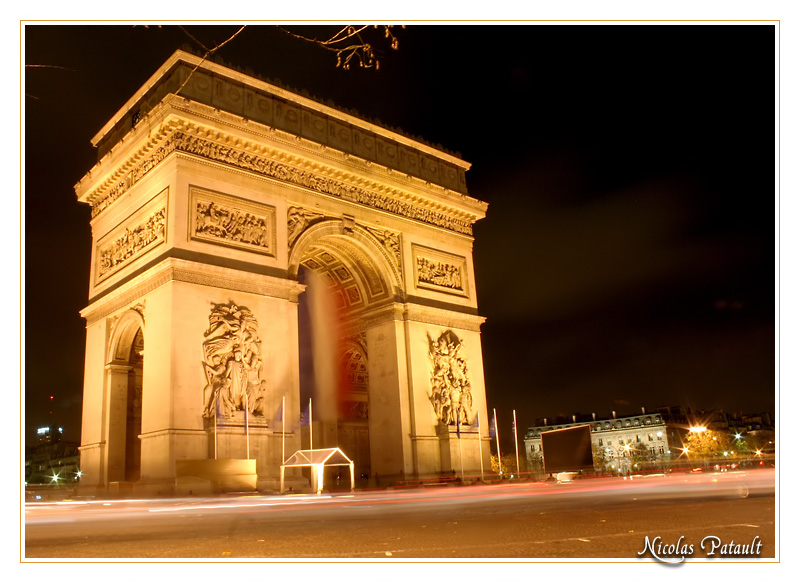 Arc de Triomphe, veille des commémoration du 11 novembre