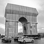 Arc de Triomphe von Christo verhüllt 10/2021