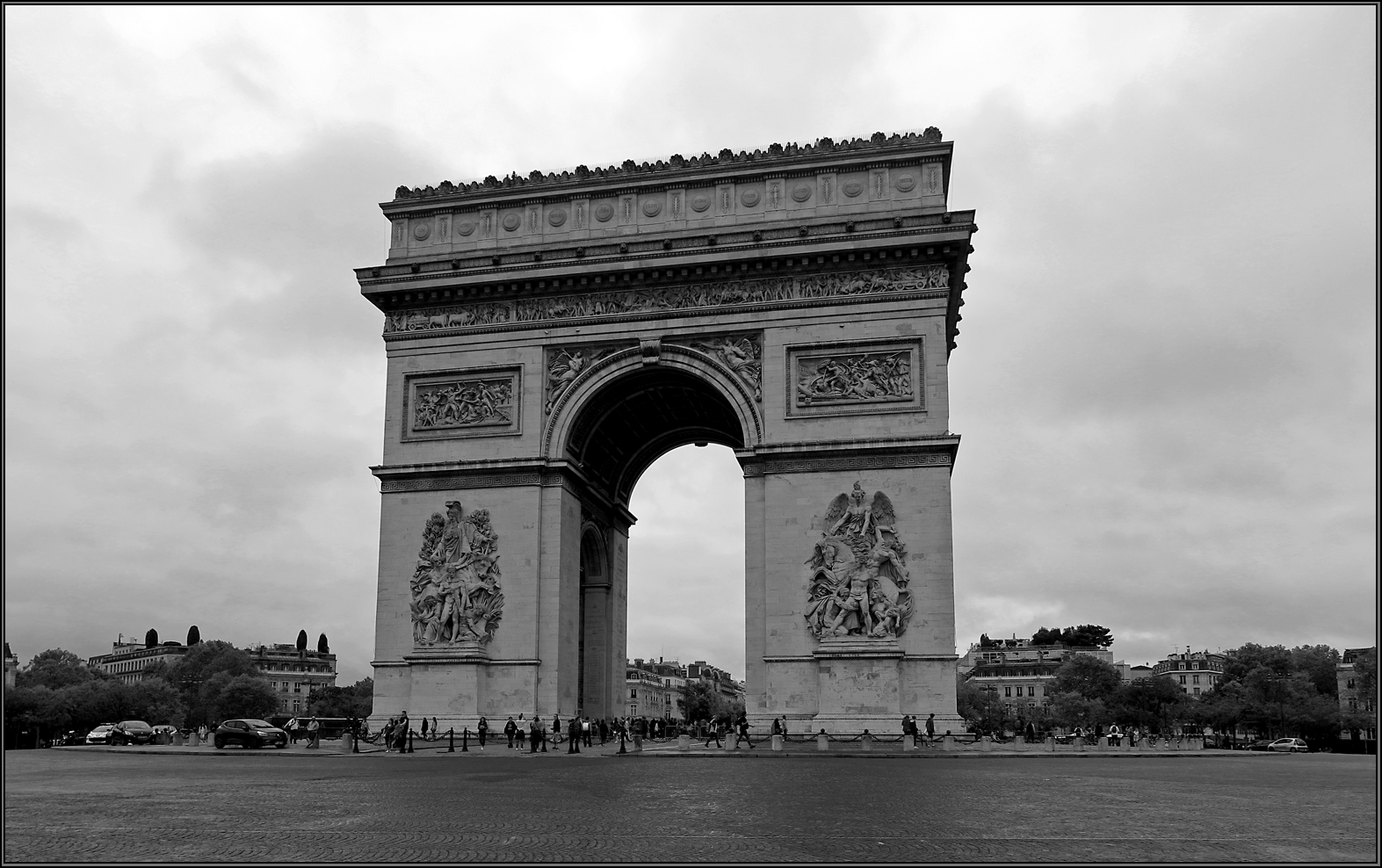 Arc de Triumph - Paris