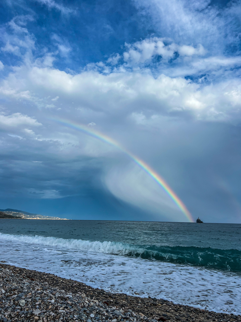 Arc en ciel à Menton 