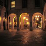 Arcadas de la plaza Mayor (noche)