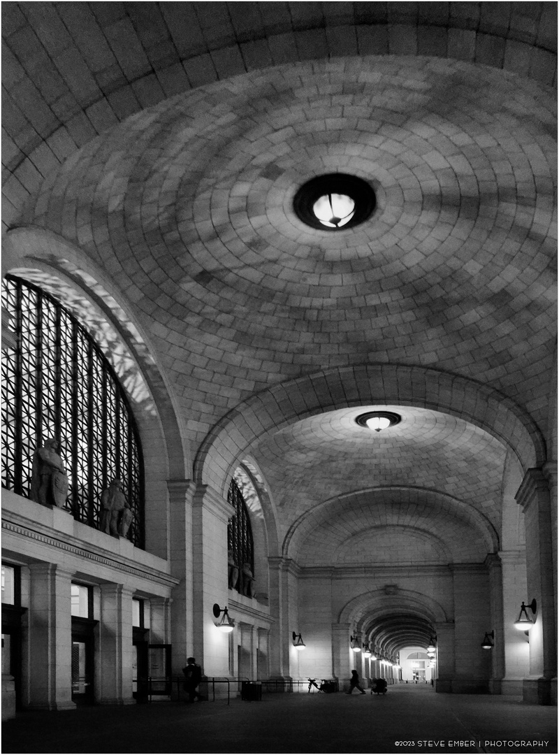 Arcade at Night - A Washington Union Station Impression 