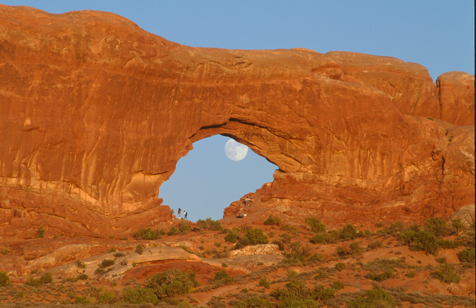 Arch mit Mond