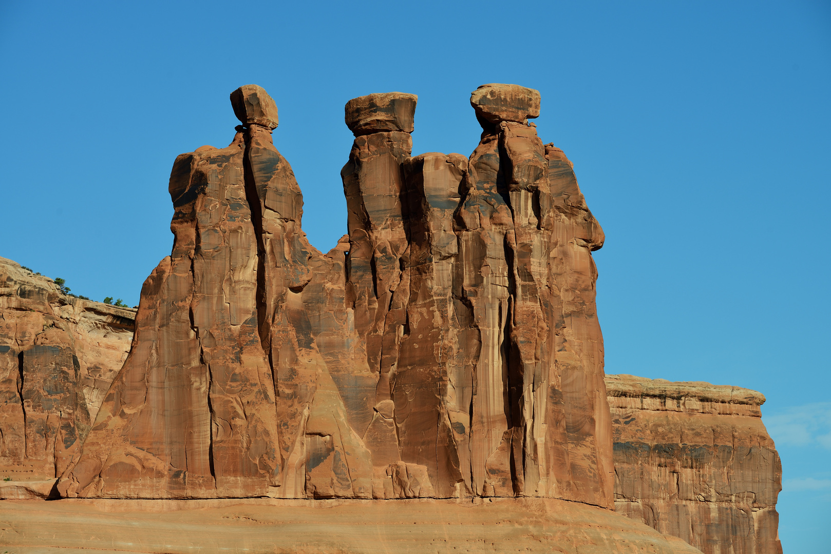 Arches NP: Three Gossips