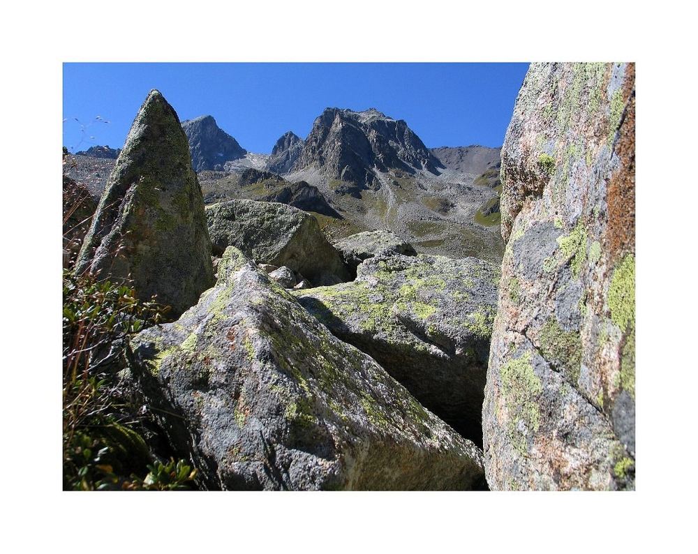 Architektur der Berge. Alp Tschitta oberhalb Bergün.