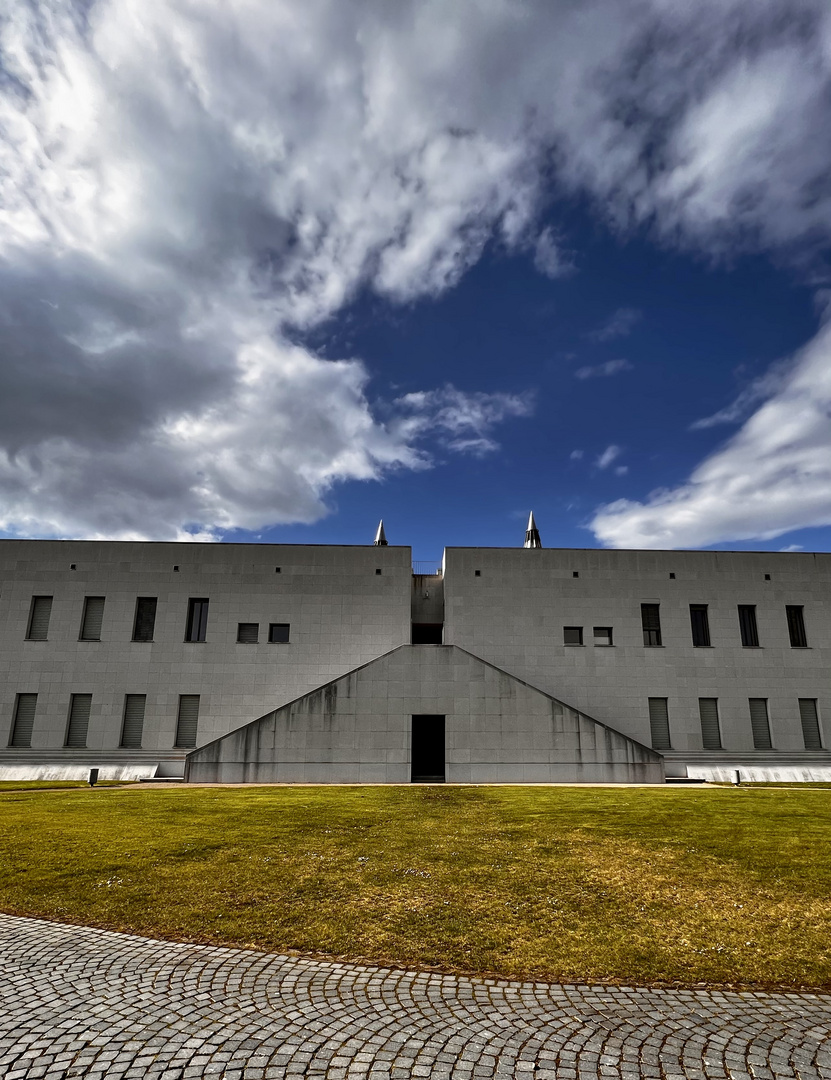 Architektur und Himmel 