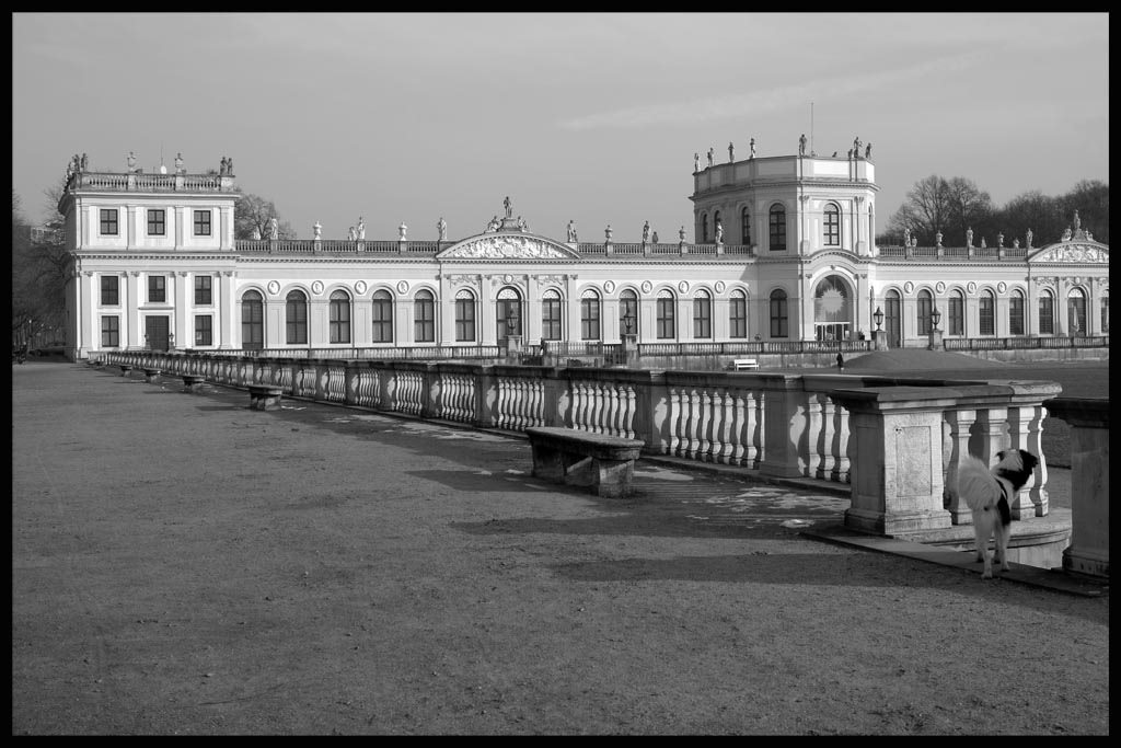 ARCHITEKTURHARMONIE (KASSEL . ORANGERIE)