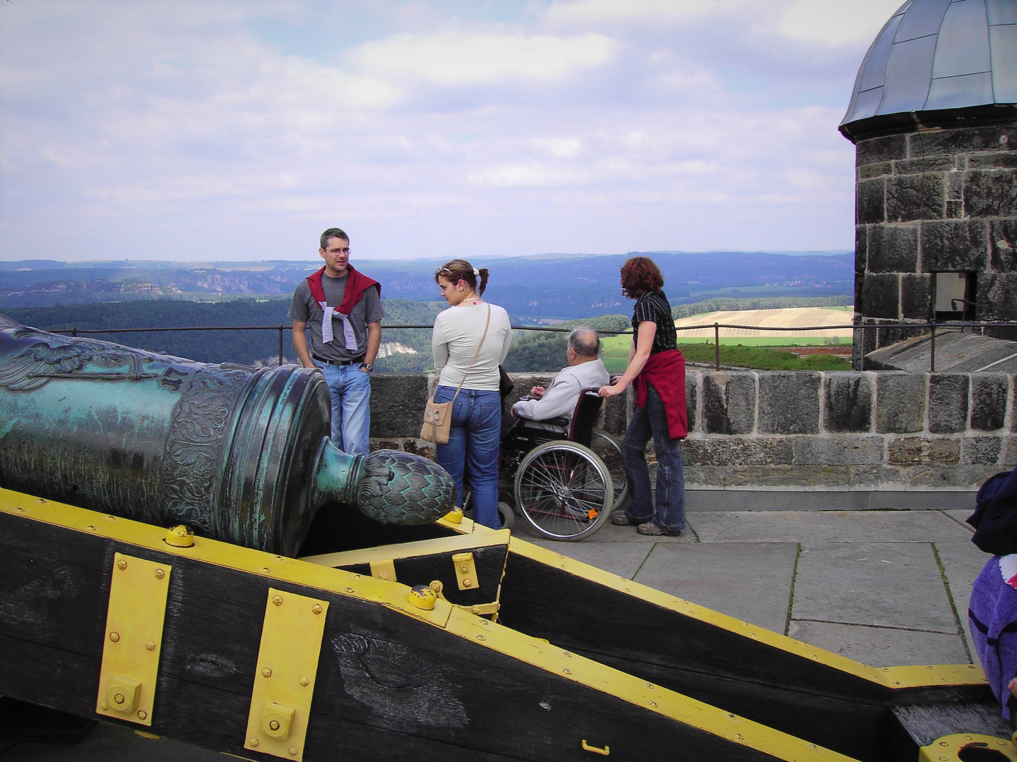 Archiv 17.08.2005 Verzierungen Kanone Festung  Königstein  