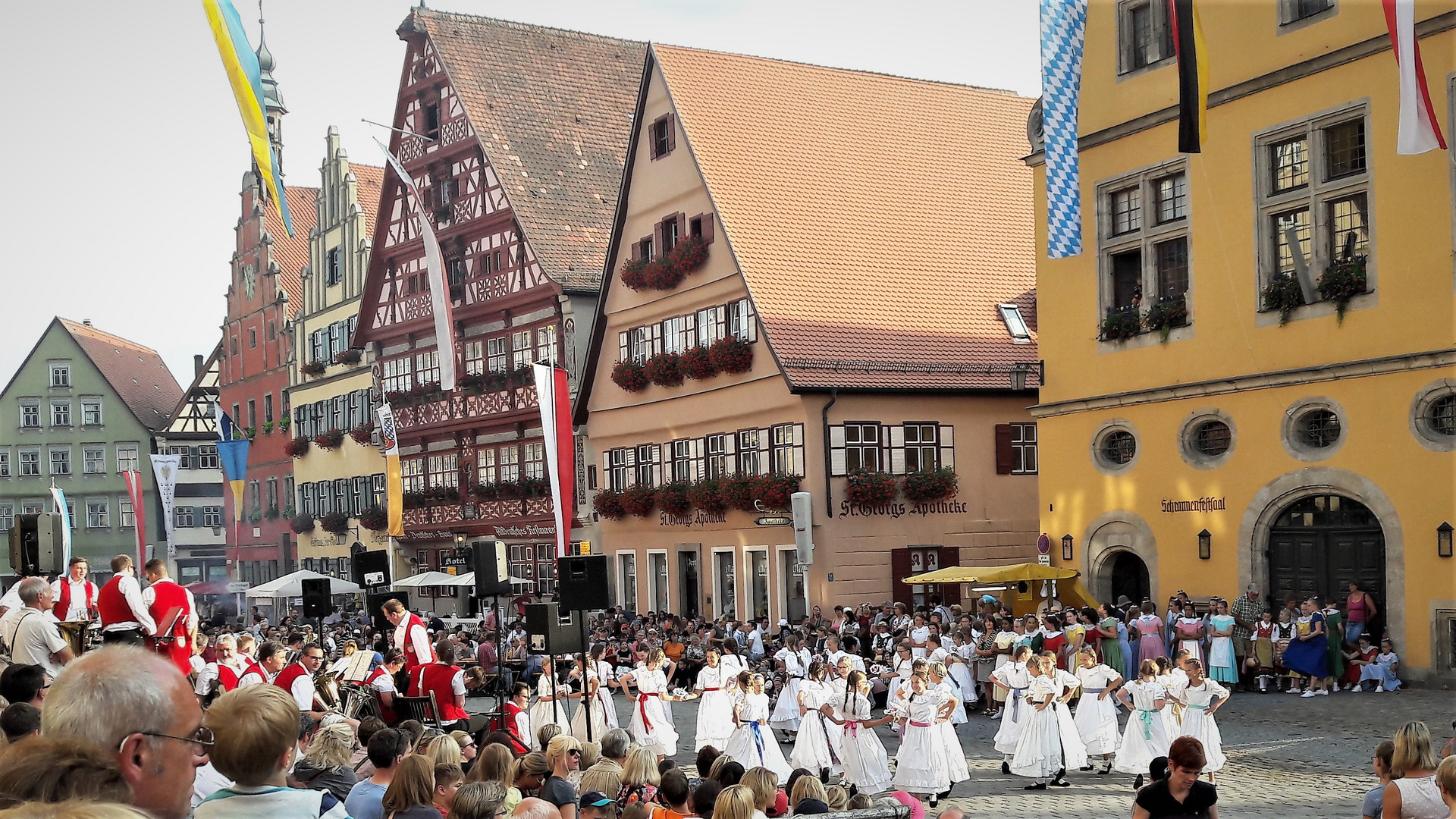 Archiv Juli 2017 Dinkelsbühl Kinderzeche Tanzvorführungen