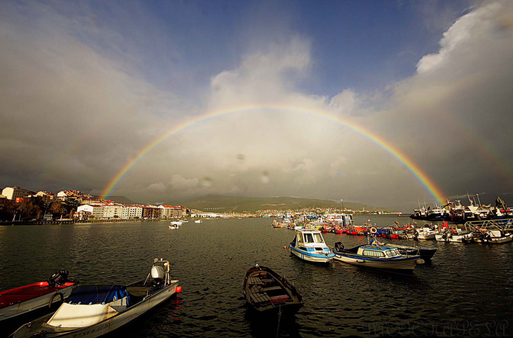 Arco iris en la ensenada