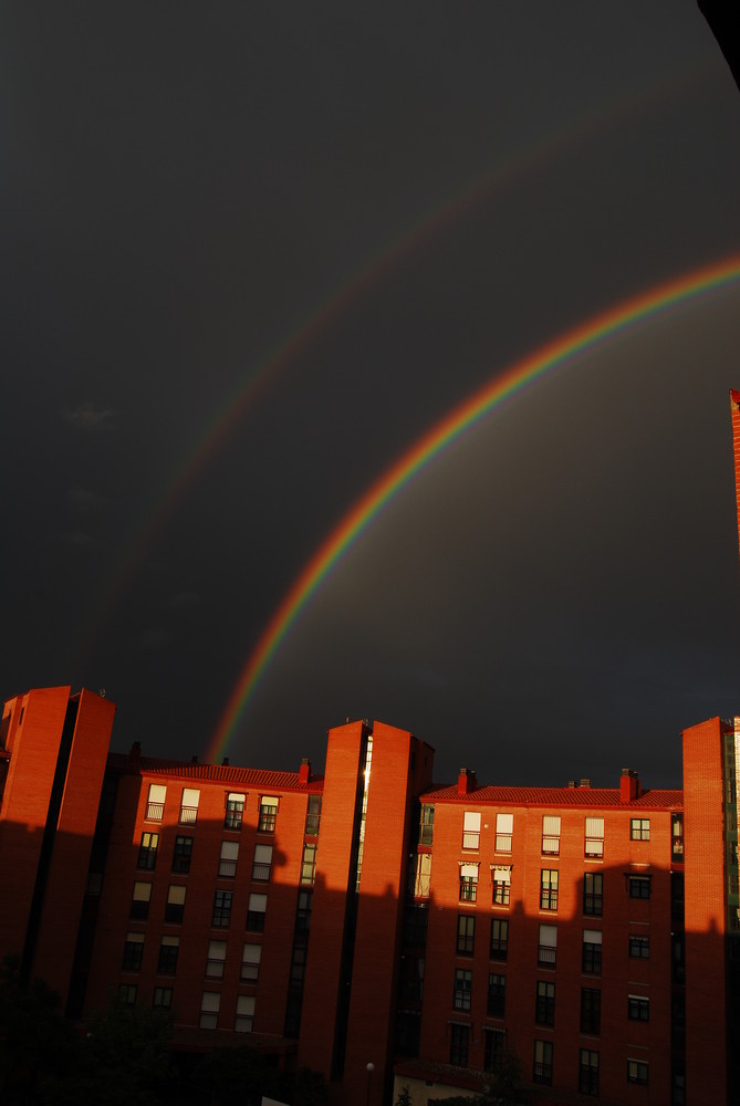 arco íris precioso en madrid