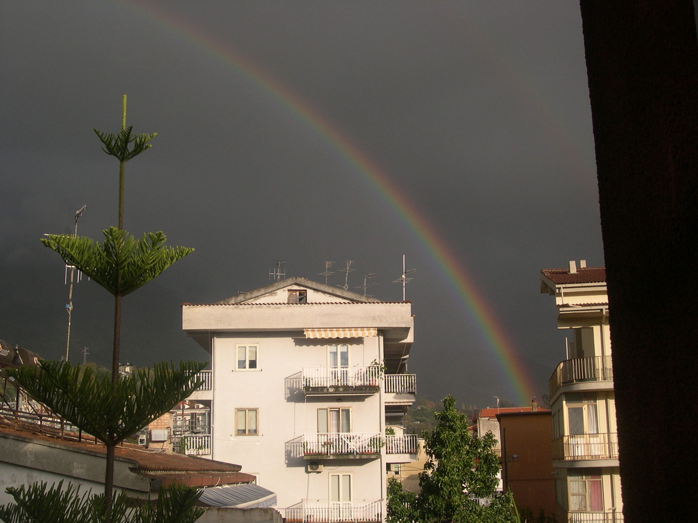 Arcobaleno in città